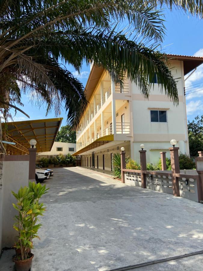 Jirasin Hotel&Apartment Ranong Bagian luar foto