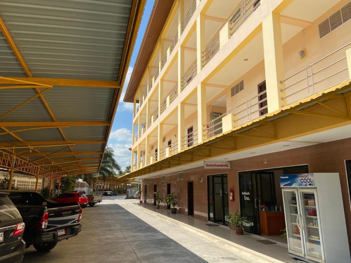 Jirasin Hotel&Apartment Ranong Bagian luar foto