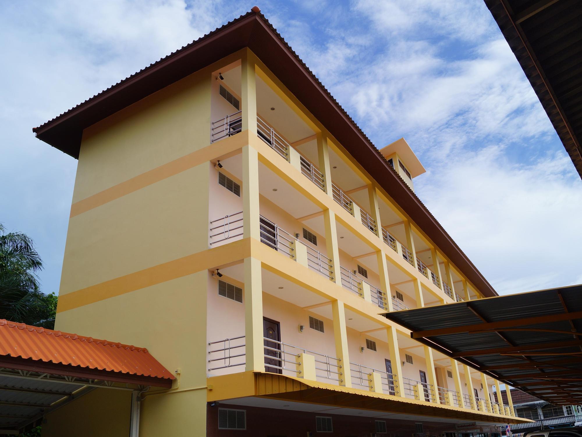 Jirasin Hotel&Apartment Ranong Bagian luar foto