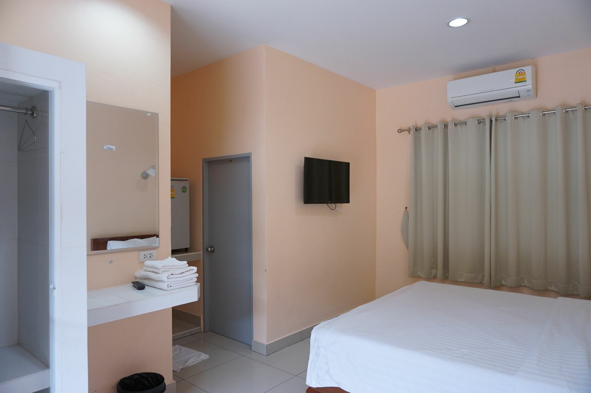 Jirasin Hotel&Apartment Ranong Bagian luar foto
